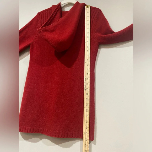 Lands end wool hooded red cardigan womens medium SMALL HOLES - Picture 12 of 12